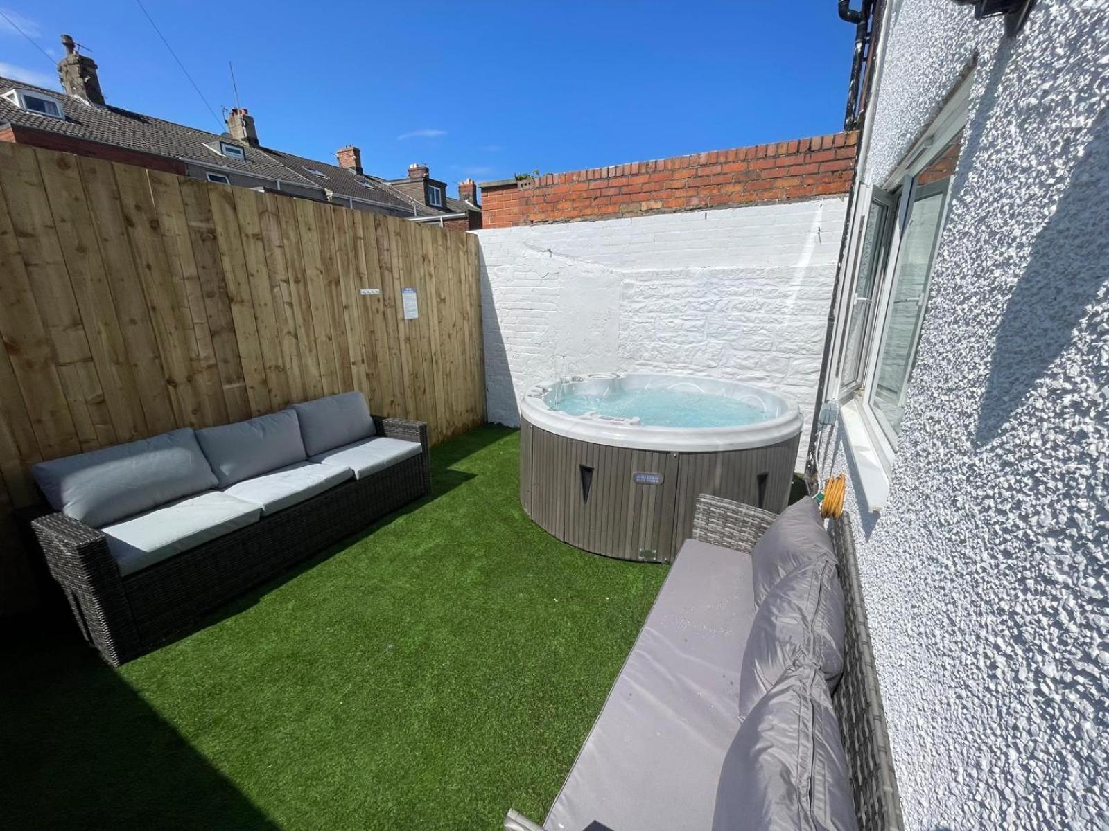 Marine Cottage - With Private Hot Tub Newbiggin-by-the-Sea Luaran gambar